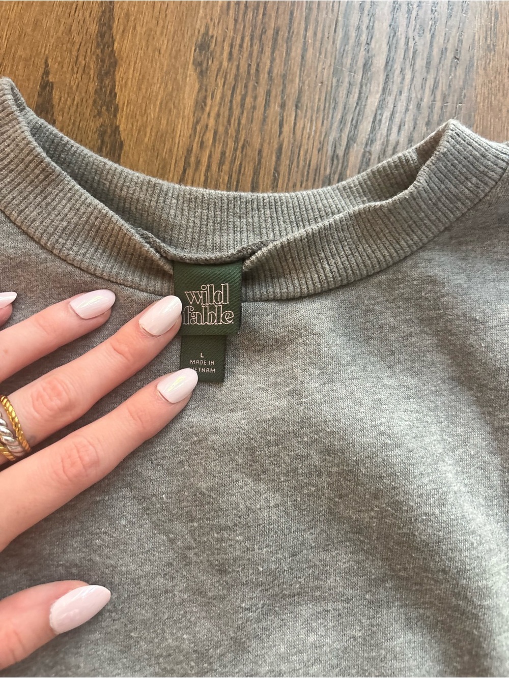 wild fable Heather Gray Cropped Crewneck Sweatshirt - Picture 2 of 2